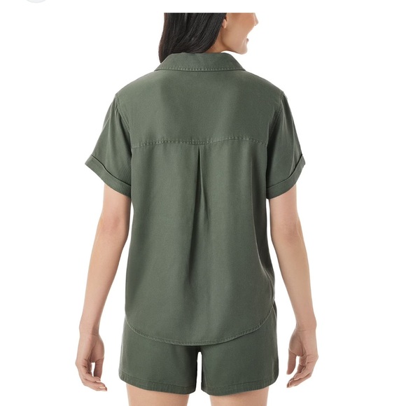 NWT Member's Mark
Women's Tencel Camp Shirt
Size:L - Picture 5 of 8